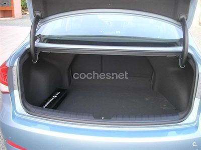 Usado Hyundai i40 136 CV (100 kW) 2012 Azul Berlina