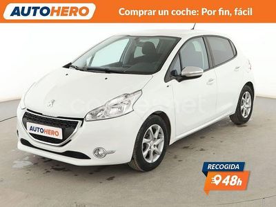 Blanco Usado 2015 Peugeot 208 Style Utilitario | 9299 € (Precio justo)
