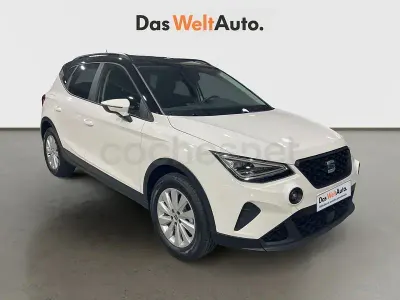 Usado Seat Arona Style 115 CV (84 kW) 2025 Blanco SUV