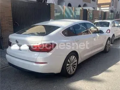 Usado BMW 520 Gran Turismo Luxury Line 184 CV (135 kW) 2015 Blanco Berlina