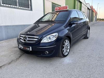 Mercedes B200