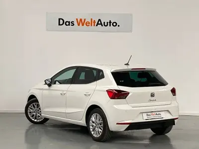 Usado Seat Ibiza 115 CV (84 kW) 2025 Blanco Utilitario