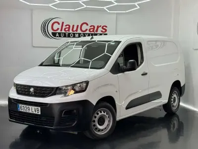 Usado Peugeot Partner S 102 CV (75 kW) 2022 Blanco Monovolumen