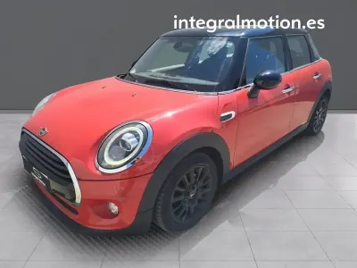 Usado Mini Cooper 136 CV (100 kW) 2019 Rojo Utilitario