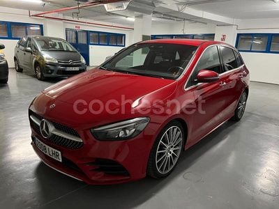 Rojo Usado 2020 Mercedes B200 Monovolumen | 21.990 € (Buen precio)