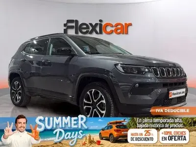 Usado Jeep Compass Limited 190 CV (139 kW) 2023 Gris SUV