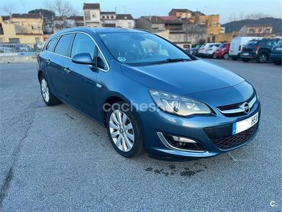 Azul Usado 2013 Opel Astra Sportive Familiar | 6950 € (Precio justo)