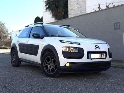 Usado Citroën C4 Cactus Business Class 99 CV (72 kW) 2015 Blanco Utilitario