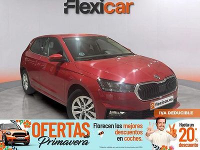 Usado Skoda Fabia Selection 95 CV (69 kW) 2024 Rojo Utilitario