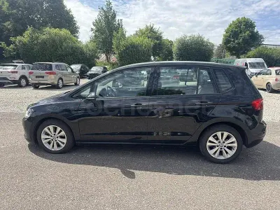 Usado VW Golf Sportsvan Sportline 150 CV (110 kW) 2017 Negro Monovolumen