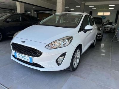 Usado Ford Fiesta Active 86 CV (63 kW) 2019 Blanco Utilitario