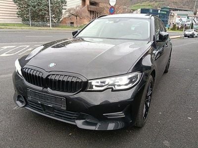 Usado BMW 330 265 CV (194 kW) 2020 Negro Familiar