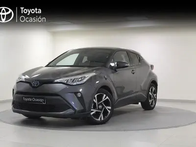 Käytetty Toyota C-HR Advance 122 HP (89 kW) 2022 Harmaa Katumaasturi