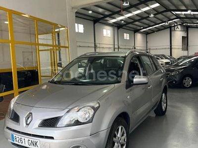 Usado Renault Koleos Dynamique 150 CV (110 kW) 2009 Beige SUV