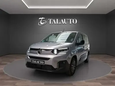 Usado Citroën Berlingo 102 CV (75 kW) 2025 Gris Monovolumen