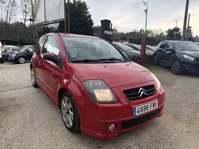 Usado Citroën C2 VTR Sport 70 CV (51 kW) 2008 Rojo Utilitario