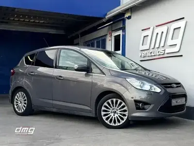 Usado Ford C-MAX Titanium 115 CV (84 kW) 2015 Marrón Monovolumen