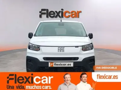Usado Fiat Doblò 101 CV (74 kW) 2024 Blanco Monovolumen
