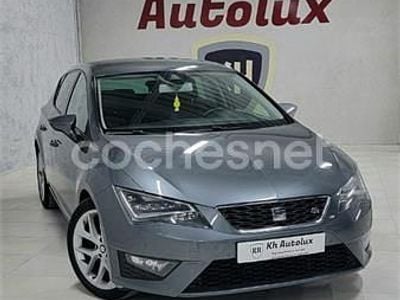 Usado Seat Leon FR 150 CV (110 kW) 2013 Gris / plata Berlina