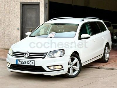 Usado VW Passat Exclusive 140 CV (102 kW) 2014 Blanco Familiar