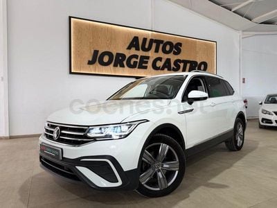 Begagnad VW Tiguan Allspace Life 150 HK (110 kW) 2022 Vit SUV