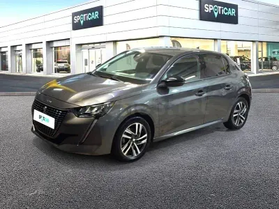 Usado Peugeot 208 Allure 100 CV (73 kW) 2021 Gris / plata Utilitario