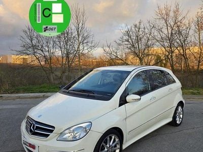 Usado Mercedes B200 136 CV (100 kW) 2008 Blanco Monovolumen