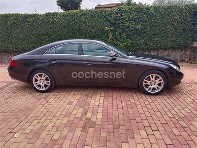 Usado Mercedes CLS350 272 CV (200 kW) 2004 Negro Berlina