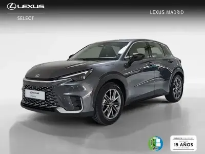 Usado Lexus LBX 136 CV (100 kW) 2025 Gris SUV
