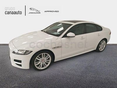 Usado Jaguar XF R-Sport 180 CV (132 kW) 2016 Blanco Berlina
