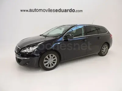 Usado Peugeot 308 SW Style 130 CV (95 kW) 2016 Negro Familiar