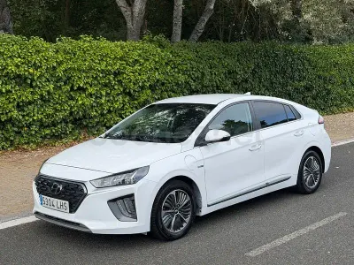 Usado Hyundai Ioniq 141 CV (103 kW) 2020 Blanco Utilitario