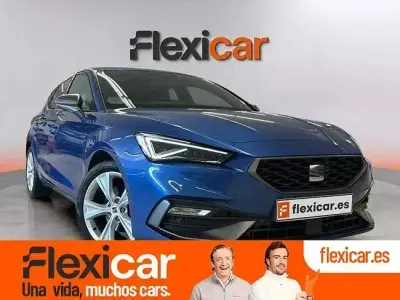 Usado Seat Leon FR 116 CV (85 kW) 2025 Azul Berlina