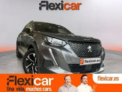 Usado Peugeot 2008 Active 100 CV (73 kW) 2023 Gris SUV