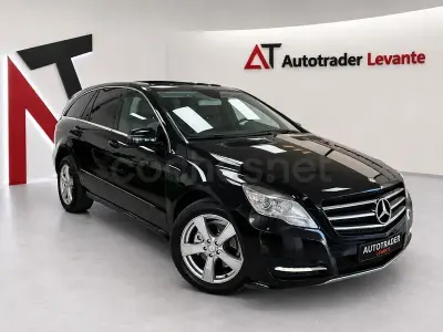 Usado Mercedes R350 265 CV (194 kW) 2013 Negro Monovolumen