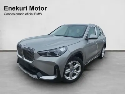 Usado BMW iX1 Comfort Edition 230 kW (313 CV) 2025 Plateado SUV