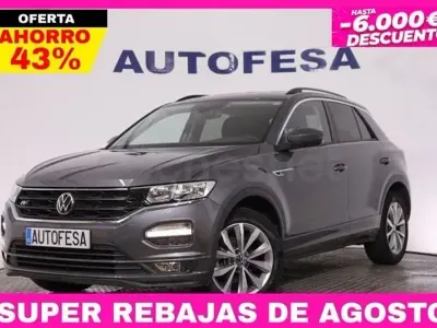 Usado VW T-Roc Advance 150 CV (110 kW) 2022 Gris / plata SUV