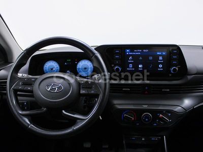 Blanco Usado 2023 Hyundai i20 Berlina | 15.363 € (Precio justo)