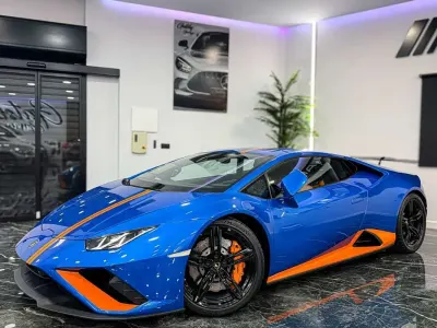 Usado Lamborghini Huracán 639 CV (469 kW) 2021 Azul Coupe