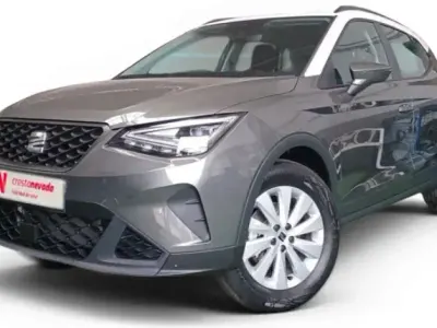 Usado Seat Arona Style 110 CV (80 kW) 2024 SUV
