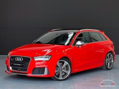 Usado Audi RS3 Sportback 367 CV (269 kW) 2015 Rojo Utilitario