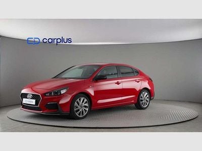 Usado Hyundai i30 N Line 120 CV (88 kW) 2021 Rojo Berlina