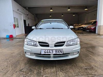 Occasion Nissan Almera Tekna 98 ch (72 kW) 2002 Vert Berline