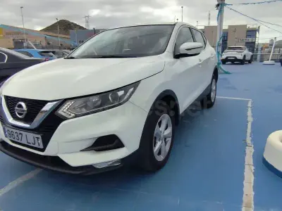 Usado Nissan Qashqai Acenta 150 CV (110 kW) 2020 Blanco SUV