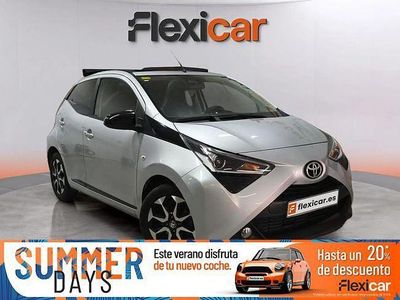 Usado Toyota Aygo X-wave 72 CV (52 kW) 2020 Gris Utilitario
