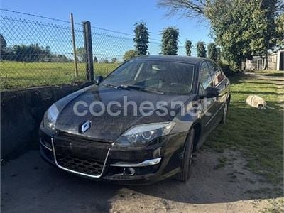 Usado Renault Laguna III Dynamique 130 CV (95 kW) 2011 Negro Berlina