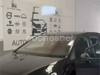 Usado VW Golf VII Sportline 150 CV (110 kW) 2017 Negro Berlina
