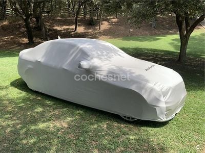 Gris / plata Usado 2008 Mercedes C63 AMG AMG Berlina | 39.500 €