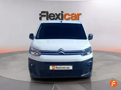 Usado Citroën Berlingo 102 CV (75 kW) 2021 Blanco Monovolumen