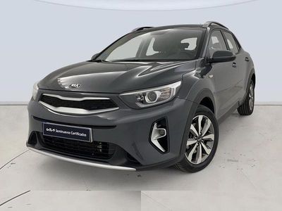 Usado Kia Stonic 100 CV (73 kW) 2021 Gris SUV